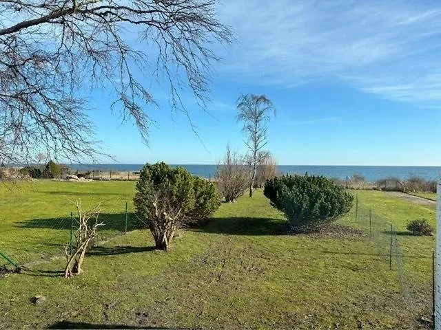 Ostsee Huus 2 Apartamento Presen